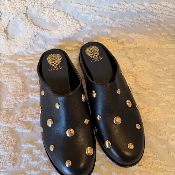 Chic Black Studded Vince Camuto Mules - Picture 3 of 6